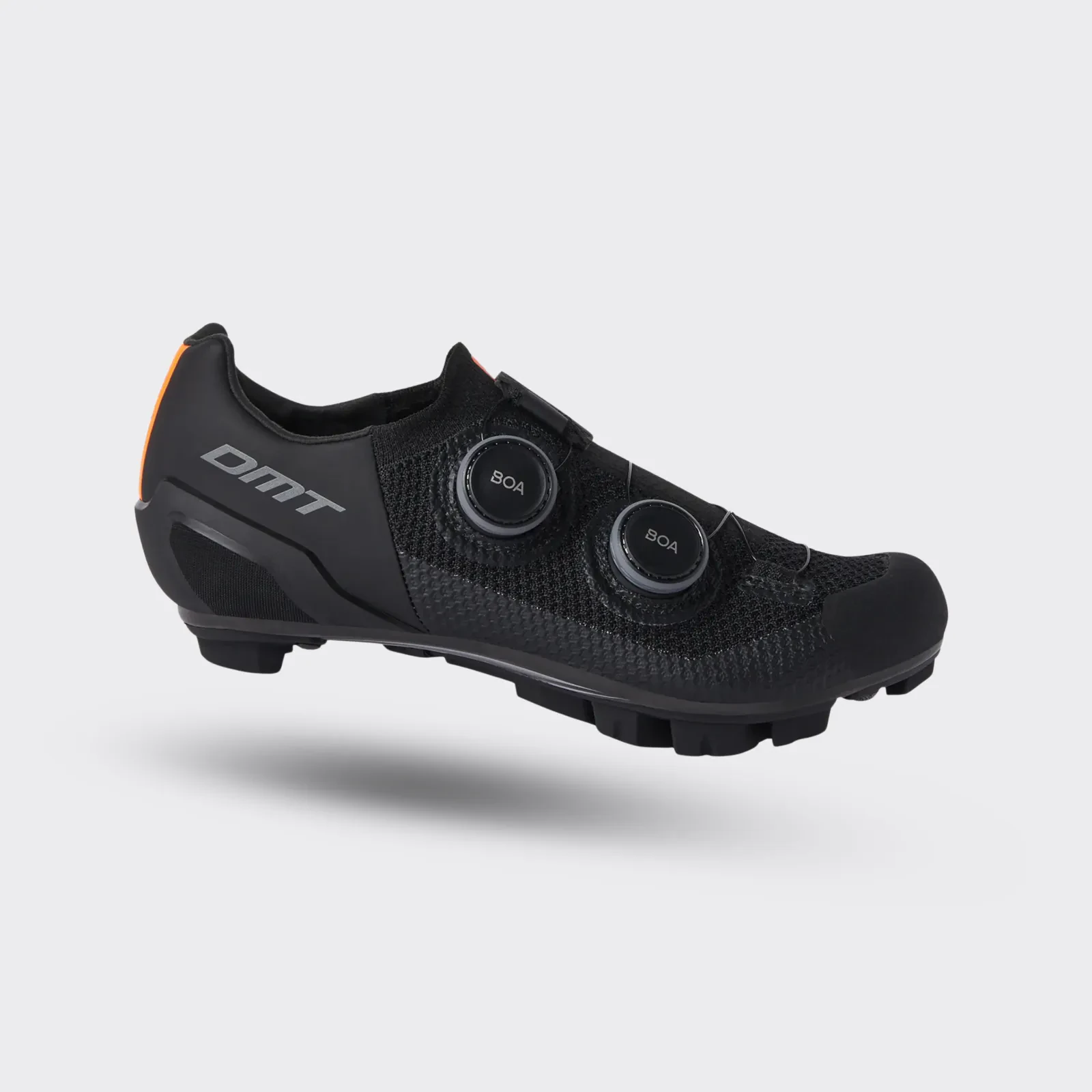 DMT MH10 MTB, svart